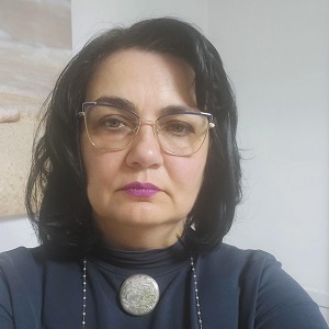 Facultatea De Comunicare Si Relaţii Publice Gabriela Popescu